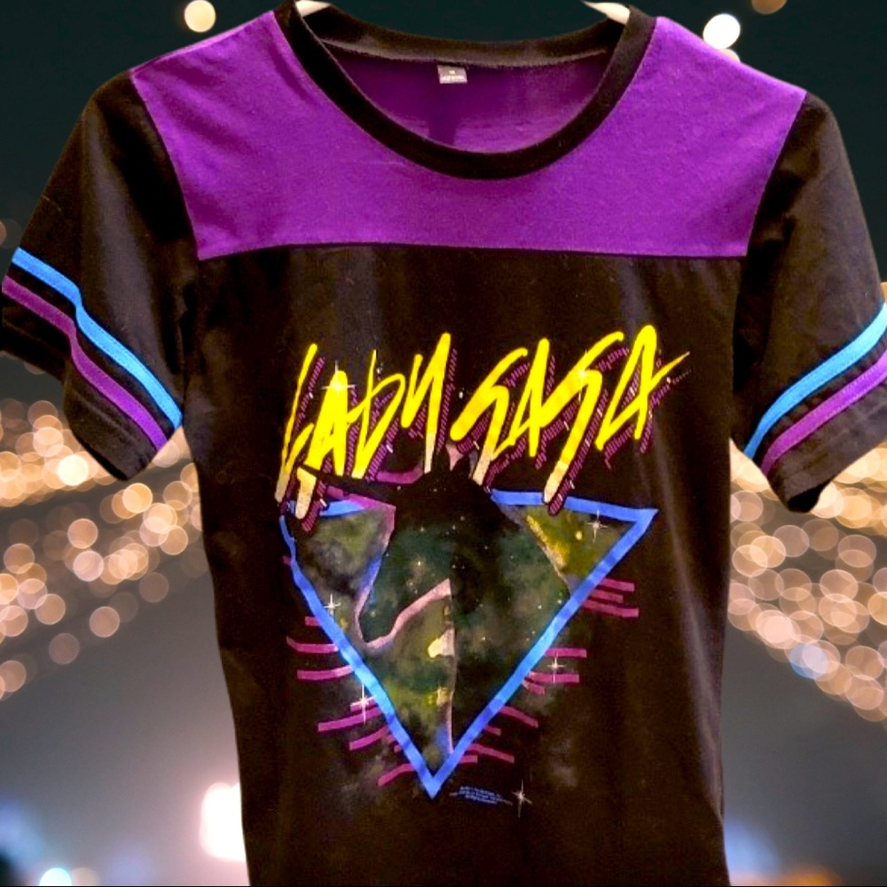 Lady Gaga T-shirt (2011) PERFECT condition